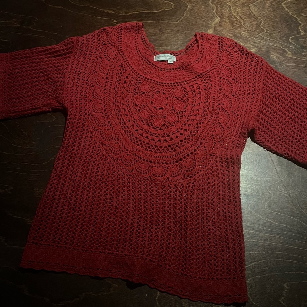 Sweet red crochet short sleeved top
